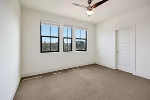 18400 Lakepoint Cove, Lago Vista, TX 78645 - Photo 29