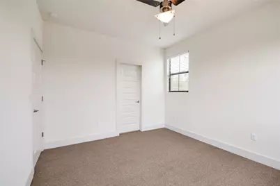 18400 Lakepoint Cove, Lago Vista, TX 78645 - Photo 27