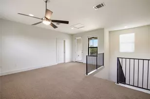 18400 Lakepoint Cove, Lago Vista, TX 78645 - Photo 23