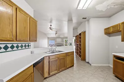 801 Lawmans Court, Round Rock, TX 78665 - Photo 11
