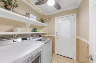 212 Lakemont Dr, Hutto, TX 78634 - Photo 17