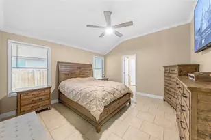 212 Lakemont Dr, Hutto, TX 78634 - Photo 17