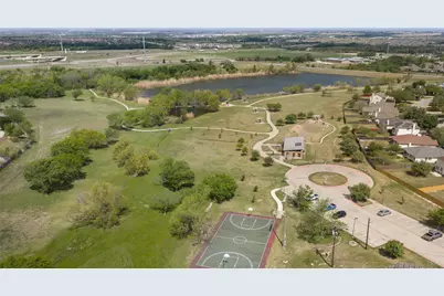 212 Lakemont Drive, Hutto, TX 78634 - Photo 25