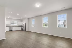 700 Running Creek Dr, Kyle, TX 78640 - Photo 7