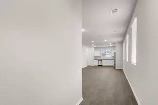 700 Running Creek Dr, Kyle, TX 78640 - Photo 5