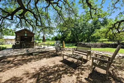 190 Carol Ann Drive, Austin, TX 78737 - Photo 21