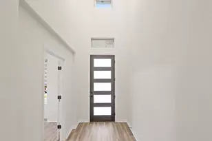 113 Edgemoor Cv, Georgetown, TX 78628 - Photo 9