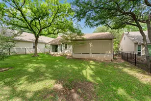214 Whispering Wind Dr, Georgetown, TX 78633 - Photo 27