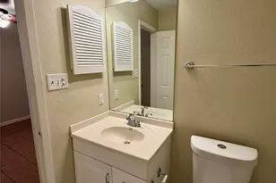 10805 Lanshire Dr, Austin, TX 78758 - Photo 11