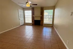 10805 Lanshire Dr, Austin, TX 78758 - Photo 3
