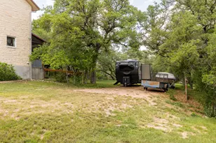 326 Lost Cove Dr, Spicewood, TX 78669 - Photo 29