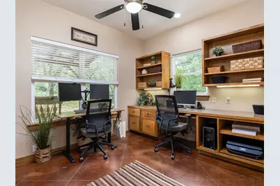 326 Lost Cove Drive, Spicewood, TX 78669 - Photo 21