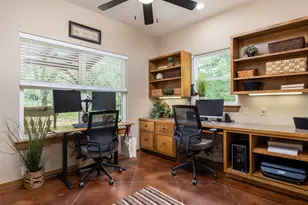 326 Lost Cove Dr, Spicewood, TX 78669 - Photo 21