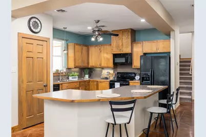 326 Lost Cove Drive, Spicewood, TX 78669 - Photo 9