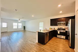 13410 Mussel Run, Elgin, TX 78621 - Photo 9