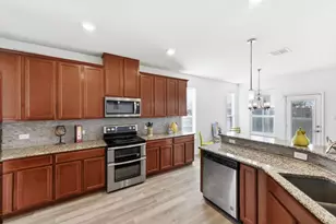 112 W Point Way, Elgin, TX 78621 - Photo 3