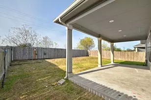 112 W Point Way, Elgin, TX 78621 - Photo 5