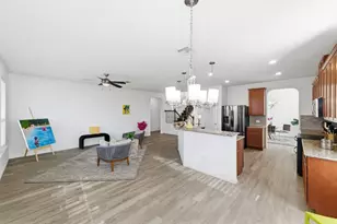 112 W Point Way, Elgin, TX 78621 - Photo 11