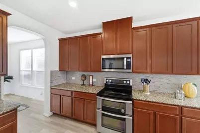 112 W Point Way, Elgin, TX 78621 - Photo 13