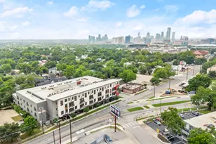 2213 Poquito St, Austin, TX 78722 - Photo 3