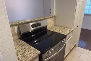 1407 W 39th 1/2 St, Austin, TX 78756 - Photo 7