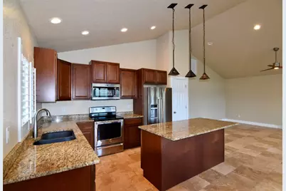 112 Ridge Harbor Drive, Spicewood, TX 78669 - Photo 11