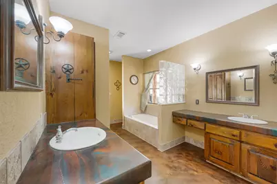 220 Meadowview Drive, Wimberley, TX 78676 - Photo 11
