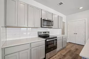 1136 Wild Leaf Wy, San Marcos, TX 78666 - Photo 5