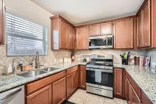 3504 Alpine Autumn Dr, Austin, TX 78744 - Photo 9