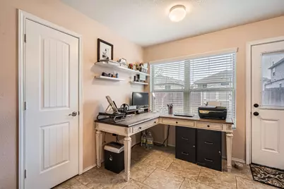 3504 Alpine Autumn Drive, Austin, TX 78744 - Photo 7