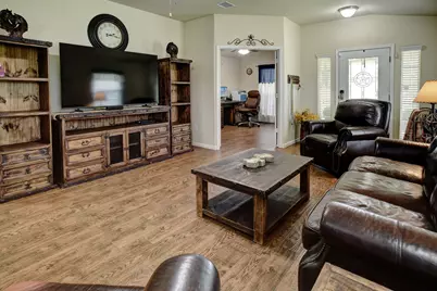 409 S. Hunting Lodge Lane, Bastrop, TX 78602 - Photo 9