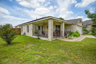 409 S Hunting Lodge Ln, Bastrop, TX 78602 - Photo 13