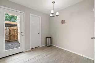 8400 Jamestown Dr, Austin, TX 78758 - Photo 9