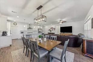 636 Martingale St, Georgetown, TX 78633 - Photo 3