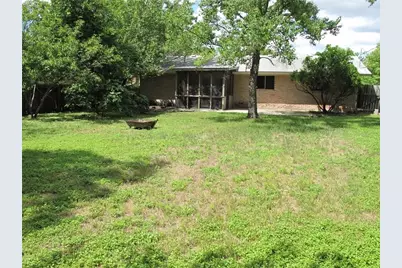 1213 S Meadows Drive, Austin, TX 78758 - Photo 17