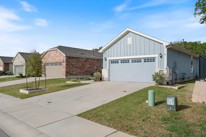 212 Coachsmith Street, Georgetown, TX 78633 - Photo 3