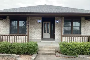 2004 Walsh Dr, Round Rock, TX 78681 - Photo 3