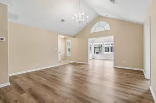 30 Wildwood Dr, Georgetown, TX 78633 - Photo 7