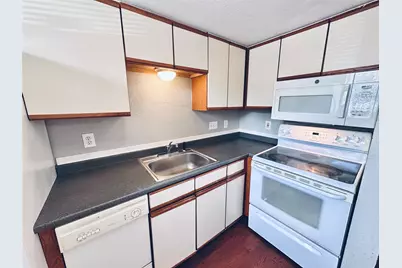 2500 Burleson Road #209, Austin, TX 78741 - Photo 5
