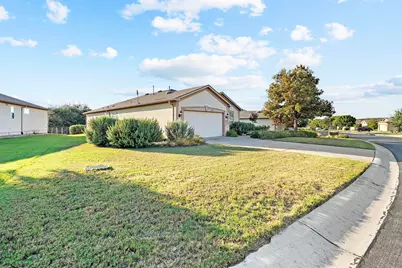 136 Prairie Creek Trail, Georgetown, TX 78633 - Photo 3