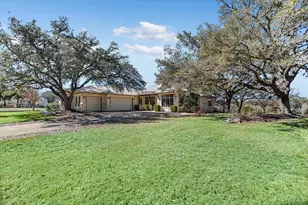 2506 Sailpoint Dr, Spicewood, TX 78669 - Photo 3