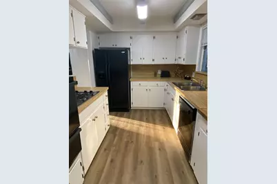 5811 Highland Hills Drive, Austin, TX 78731 - Photo 21