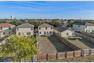 1189 Shadow Creek Boulevard, Buda, TX 78610 - Photo 19