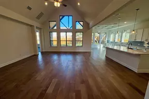 308 Frio Spgs Trl, Georgetown, TX 78628 - Photo 5