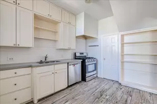 1916 Robbins Pl, Austin, TX 78705 - Photo 11