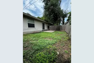 8613 Talyne Chaise Circle #B, Austin, TX 78729 - Photo 17