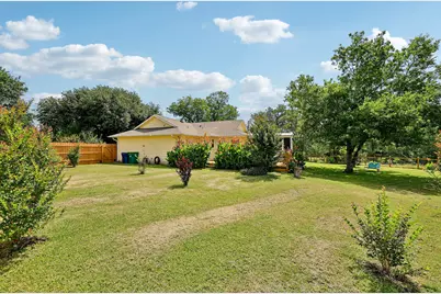 94 Louise Street, Elgin, TX 78621 - Photo 35