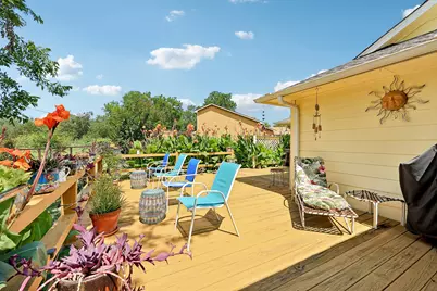 94 Louise Street, Elgin, TX 78621 - Photo 23
