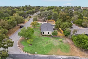 202 E Caddo St, Austin, TX 78753 - Photo 31