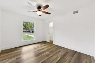202 E Caddo St, Austin, TX 78753 - Photo 23